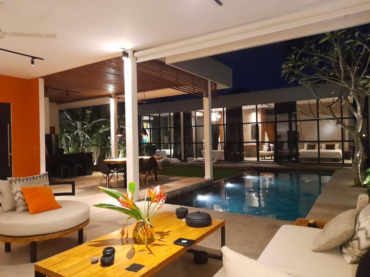 Rouge - Loft Dimanisa Βίλα Ουμπούντ Εξωτερικό φωτογραφία